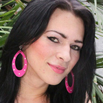 Another curvy hotty from South Brazil with a great body!