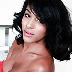 Jane Marie is too hot for Frank's kitchen